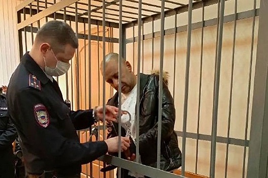 Главу екатеринбургского медиа, чью экс-супругу облили кислотой, отправили в СИЗО