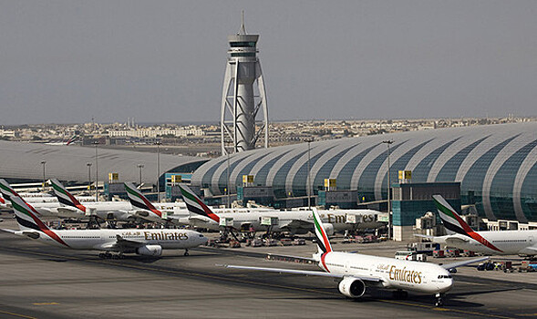 Власти ОАЭ опровергли заявления хуситов об обстреле аэропорта Дубая