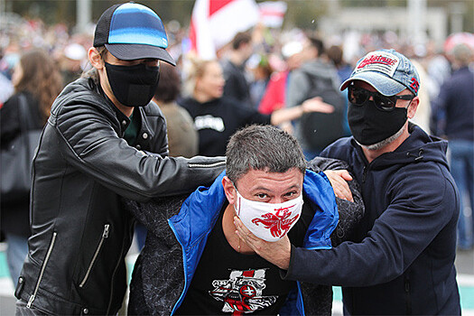 Число задержанных в Беларуси на акциях протеста увеличилось до 200