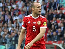 ​Глушаков тренируется вместе с Комбаровым