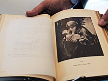 «Самый топ – Довлатов и Бродский»: что в моде у коллекционеров и как подделывают артефакты?
