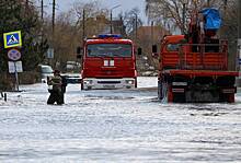 Рост числа опасных погодных явлений в России объяснили