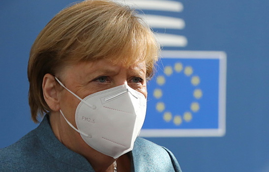 Меркель ввела "ограниченный карантин" в Германии