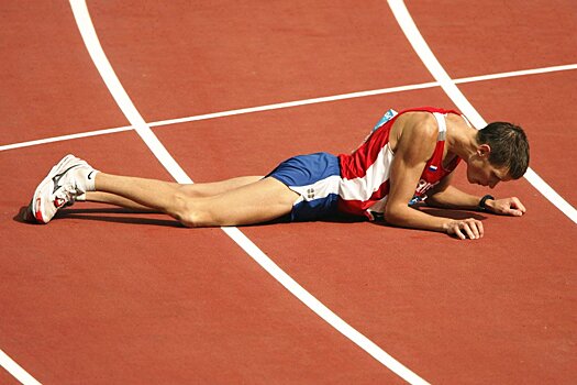 Олимпиада, лёгкая атлетика: героическая серебряная медаль российского ходока Дениса Нижегородова в 2004-м без сознания