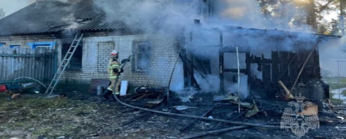 В Мордовии вспыхнувший в квартире пожар унес жизни четверых маленьких детей
