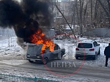 В Пензе на улице Бекешской сгорел ВАЗ-2107