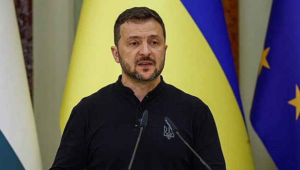 Зеленский призвал Запад снять ограничения на удары ракетами вглубь РФ