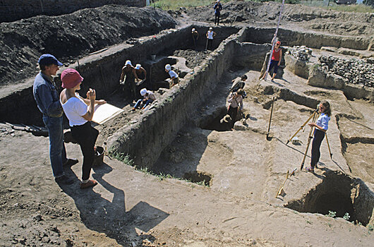 Археологи обследуют Аланские катакомбы в Северной Осетии
