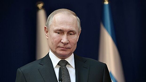 Путин поручил помочь пострадавшим при теракте в Беслане