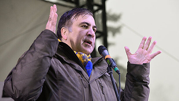 Саакашвили «начал процесс избавления» от Порошенко