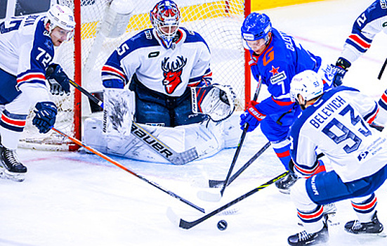Лидер регулярного чемпионата КХЛ СКА потерпел второе поражение подряд