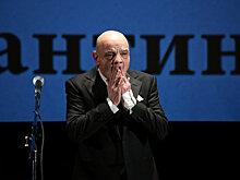 Константин Райкин покажет новую версию моноспектакля "Своим голосом"