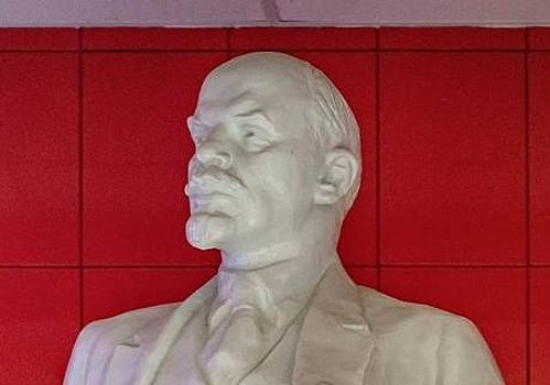 В Самаре торжественно открыли бюст Ленину