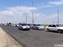Депутат Кастюкевич: Волонтеры в Херсонской области раздали свыше 500 литров воды попавшим в пробку туристам