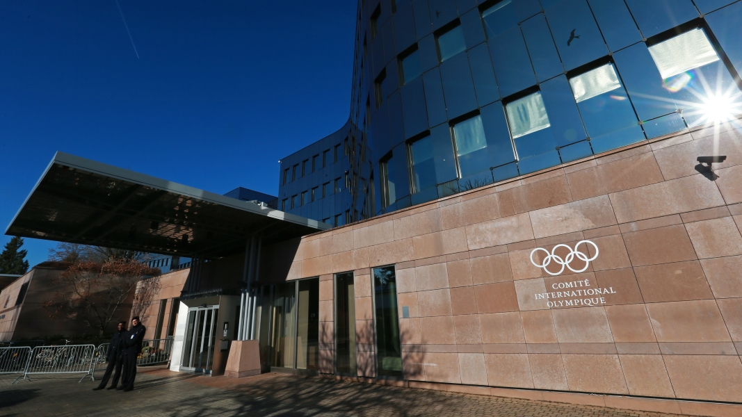 В МОК уточнили требования по нейтральной форме россиян на Олимпиаде