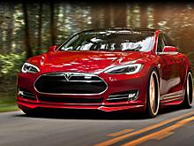 Tesla запретила установку взломанных прошивок на свои автомобили