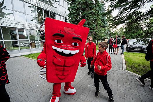 Новый стадион и выход в Первую лигу: костромской «Спартак» провел яркую встречу с фанатами