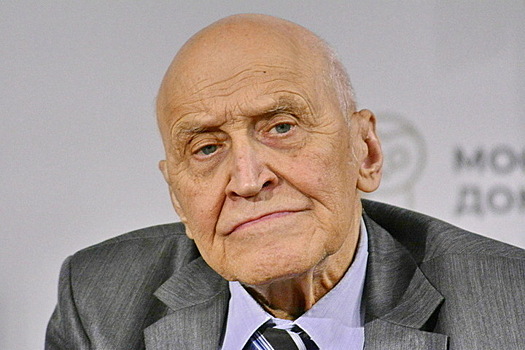 Раскрыто, как Николай Дроздов активно восстанавливается после операции на колене