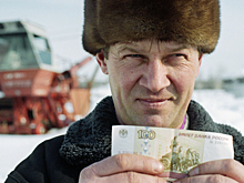 Россиян заставляют доплачивать миллиарды за кредиты