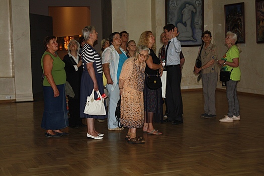 Посетители ТЦСО «Ховрино» посетили Музей современной истории России