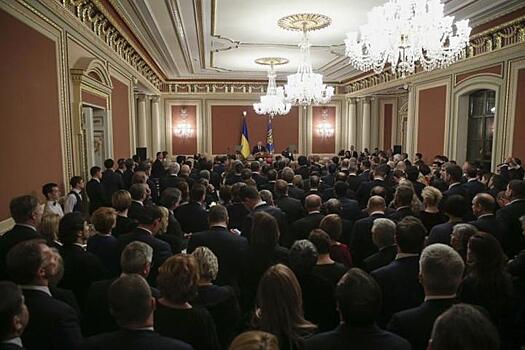 Депутат Верховной рады заявил о потере Украиной признаков государственности