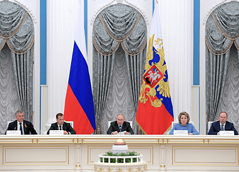 Денис Мантуров принял участие в заседании Совета по стратегическому развитию и нацпроектами