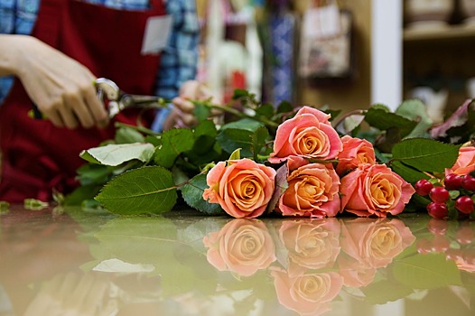 Россельхознадзор в Подмосковье выявил цветочный трипс в срезах роз из Кении