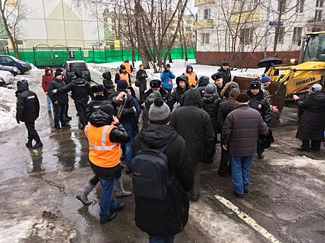 Жители Останкинского района Москвы протестуют против точечной застройки
