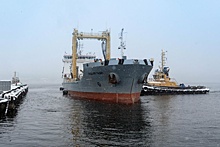 В Мурманск танкер Северного флота вернулся после 230 суток дальнего похода