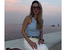 42-летняя Светлана Лобода снялась в облегающей майке без бюстгальтера