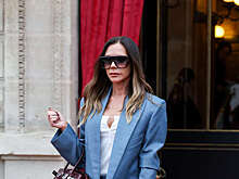 Дизайнер Виктория Бекхэм впервые вышла на публику после скандала