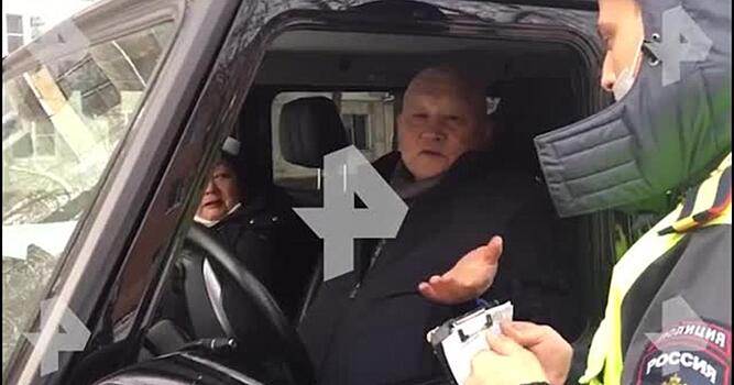 Экс-депутат разъезжал на «Гелендвагене» с поддельными дипномерами