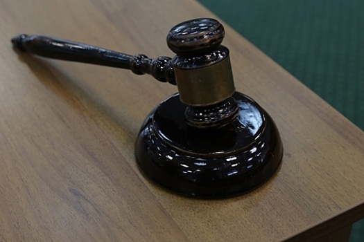 Скрывшегося с места ДТП волгоградца суд лишил прав и назначил крупный штраф