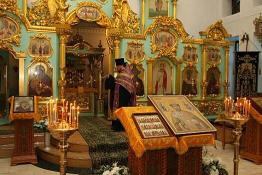 Икона Николая II доставили в надымский Свято-Никольский храм
