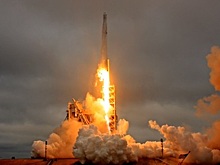 Ракета Falcon 9 со спутником-разведчиком стартовала с мыса Канаверал