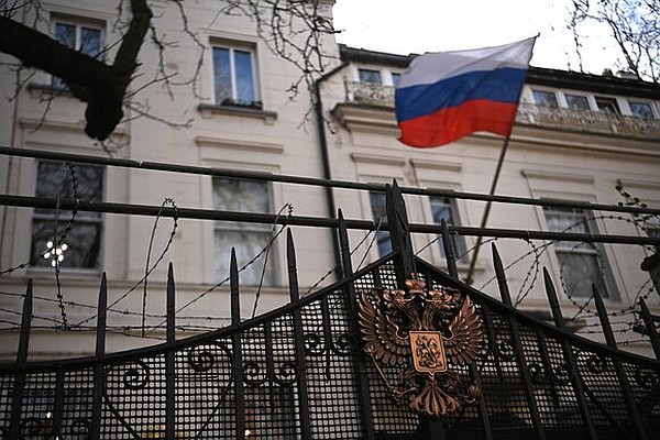 Посол в Сербии предостерег от чтения нотаций России