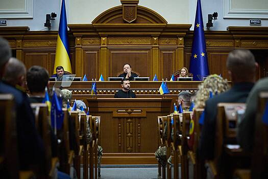В Раде санкции Зеленского назвали мелкой личной местью