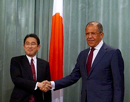 Лавров назвал условия  заключения мирного договора между РФ и Японией