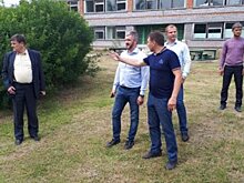 Дмитрий Чернышов проинспектировал ход капитального ремонта социальных объектов в Нижнеилимском и Братском районах