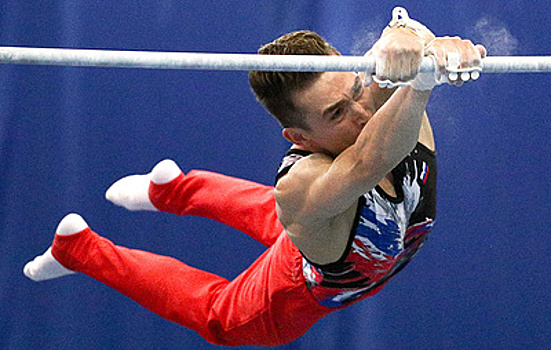 Давид Белявский взял серебро на ЧЕ по спортивной гимнастике в упражнениях на брусьях