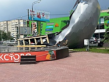 Мощный ураган снес деревья и сцену в Кстове