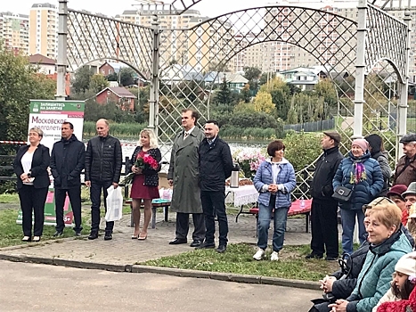 Праздничная программа «Русская Березка» к юбилею КЦ «Внуково» прошла на одной из площадок района