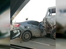 У КАМАЗа лопнуло колесо. Два человека погибли в страшной аварии на трассе Кудымкар-Гайны