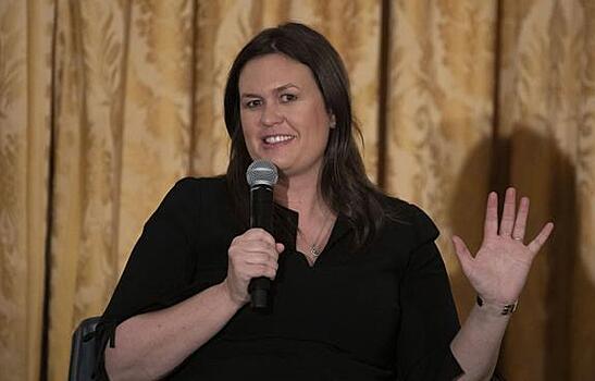 Экс-помощник Трампа рассказала о топорных шутках Трампа
