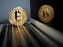 Криптовалюта Биткойн поднялась выше $11.792,0, показав рост на 7%