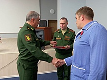 За мужество и отвагу: в госпитале Вишневского вручили награды отличившимся в спецоперации