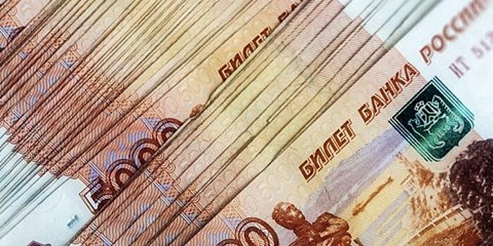 Минфин в октябре может купить валюту на 279 млрд рублей