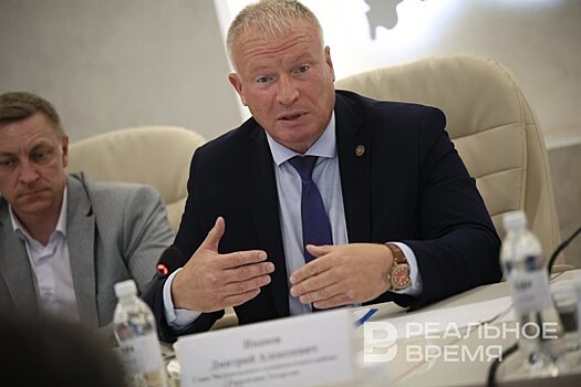 Глава Чистополя об авариях: "Чугунные сети износились так, что отключаем воду во всем городе"