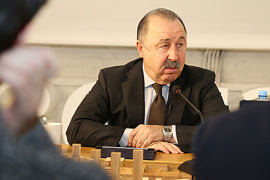 Газзаев о словах Карпина об уходе: нельзя впадать в истерию