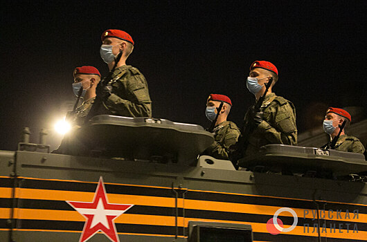 В Москве военная техника вышла на первую репетицию Парада Победы